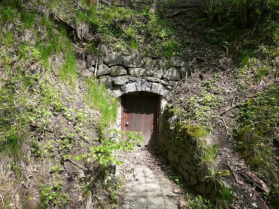 Erdkeller 26