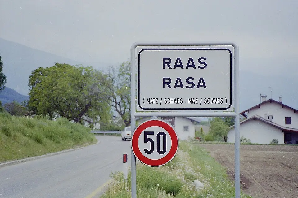 Raas