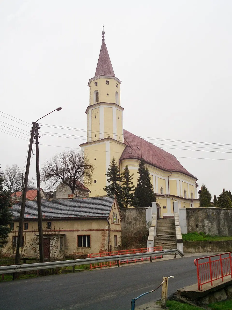 Kościół Wniebowzięcia Najświętszej Maryi Panny w Racławicach Śląskich