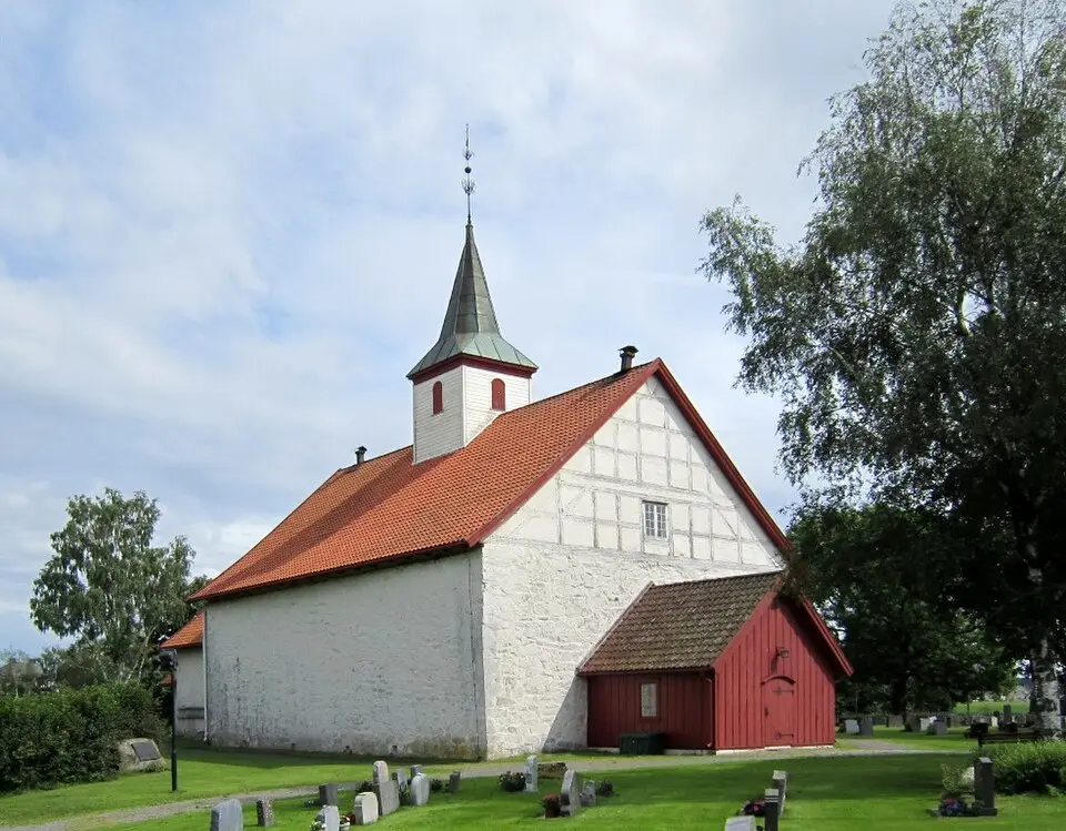 Ramnes kirke