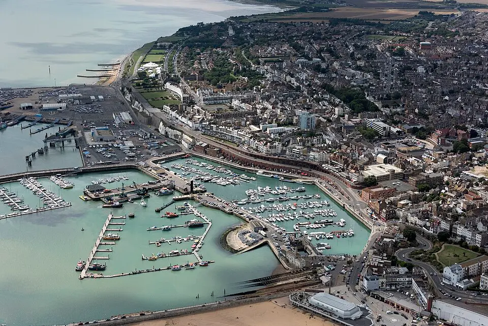 Image: John Fielding from Norwich, UK · CC BY 2.0 Ramsgate
