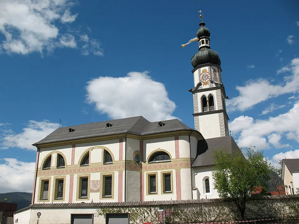 Bild: Jürgele (talk) · CC BY-SA 3.0 AT Pfarrkirche Ranggen