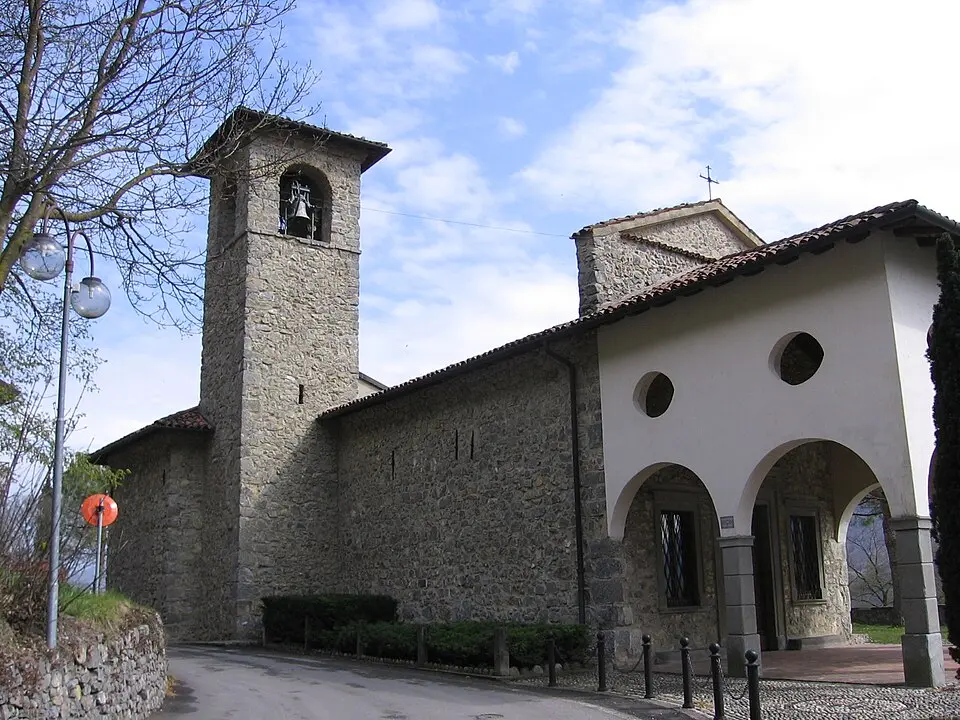 Obrázok: Ago76 · CC BY-SA 3.0 oratorio di San Bernardino