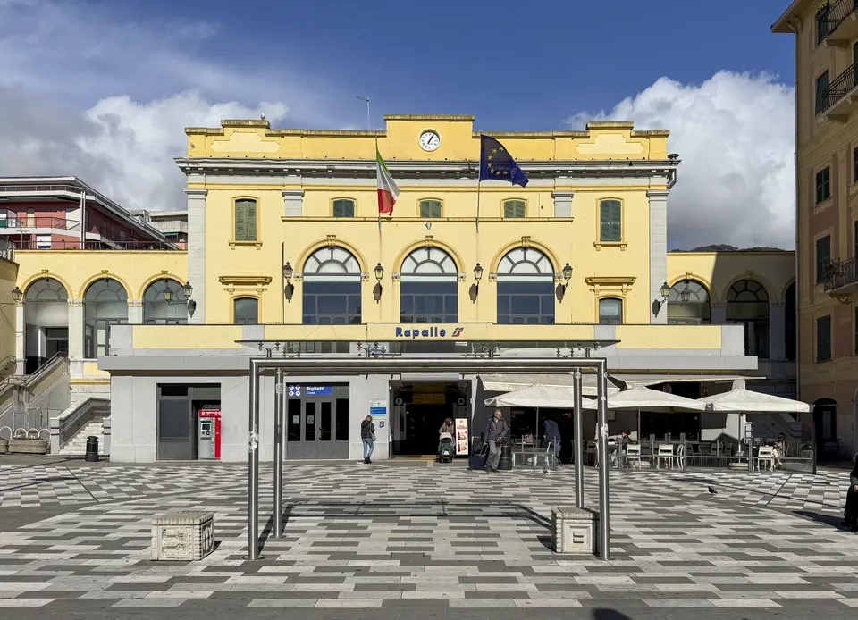 Rapallo railway halt