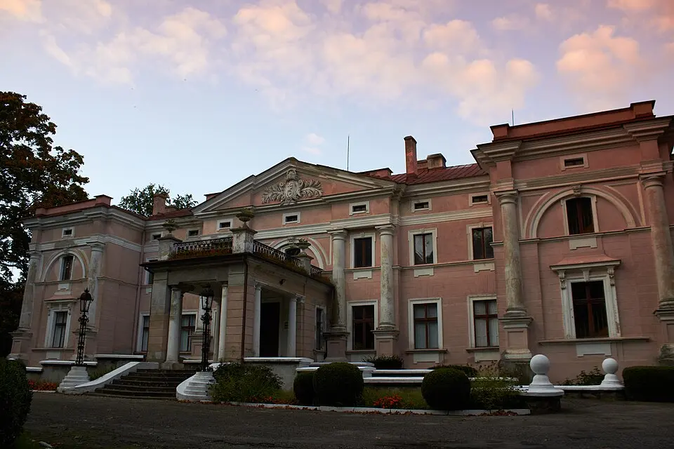 Pałac w Raszewach