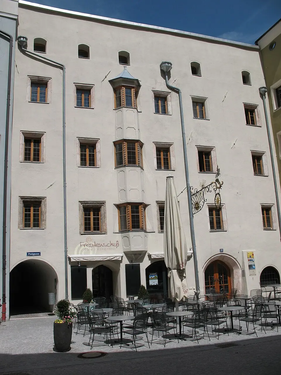 Obrázok: Jürgele (talk) · CC BY-SA 3.0 AT Gasthof Zur goldenen Sonne/Zur Post
