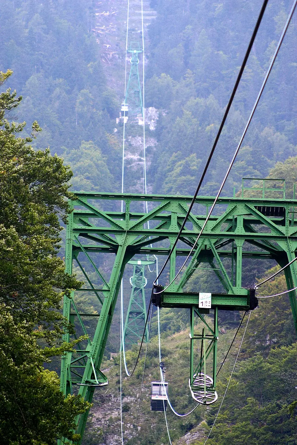 Image: Steindy · CC BY-SA 2.0 DE Raxseilbahn
