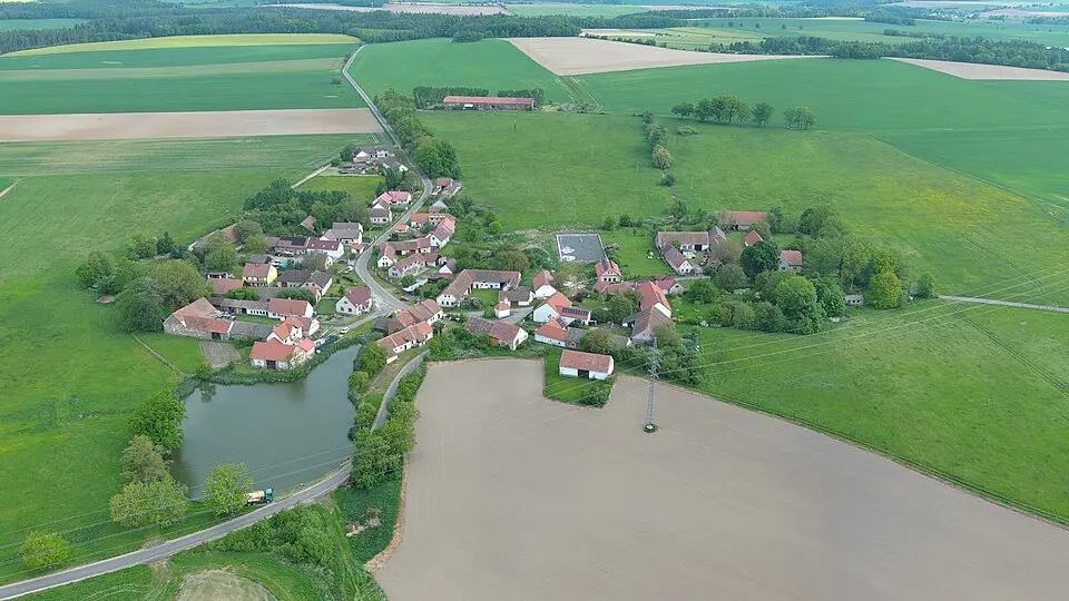 Ráztely