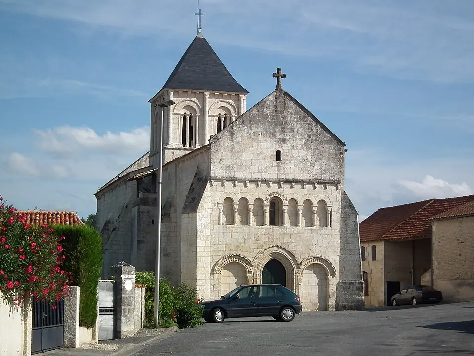 Image: Cobber17 · CC BY-SA 3.0 Réaux