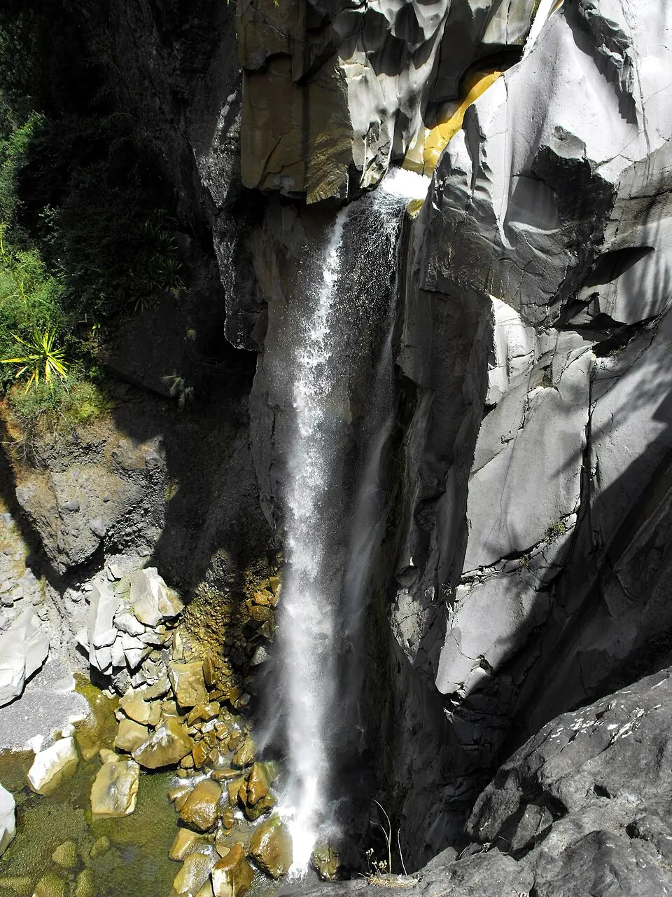 cascade de Bras Rouge