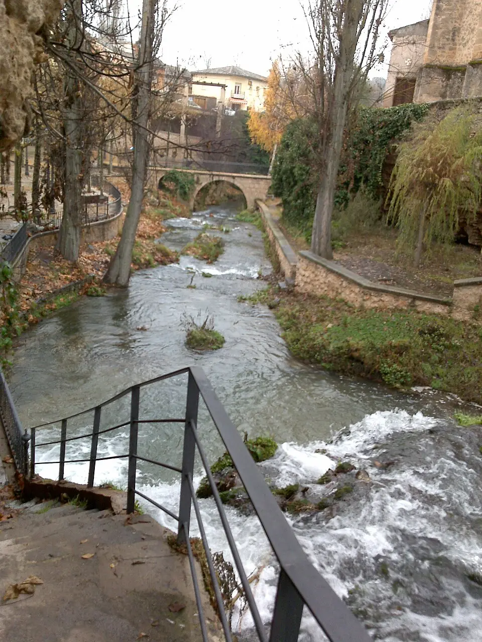 río Cifuentes