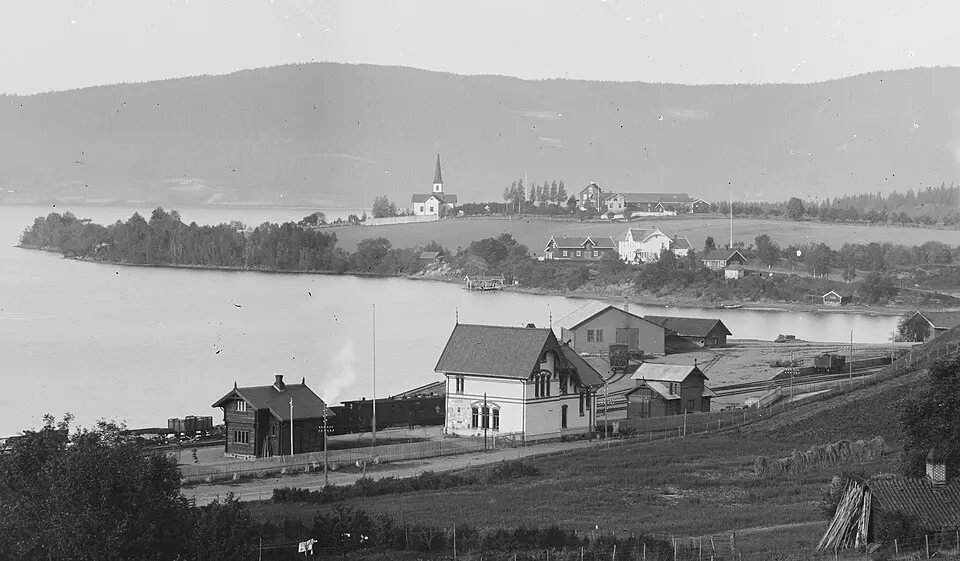 Røykenvik stasjon
