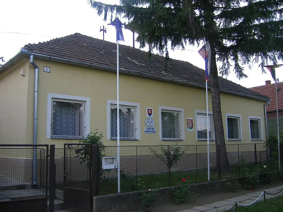 Image: Szeder László · CC BY-SA 3.0 Rúbaň