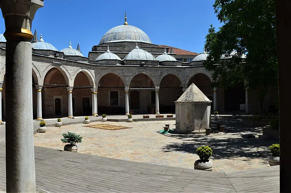 Rüstem Paşa Medresesi
