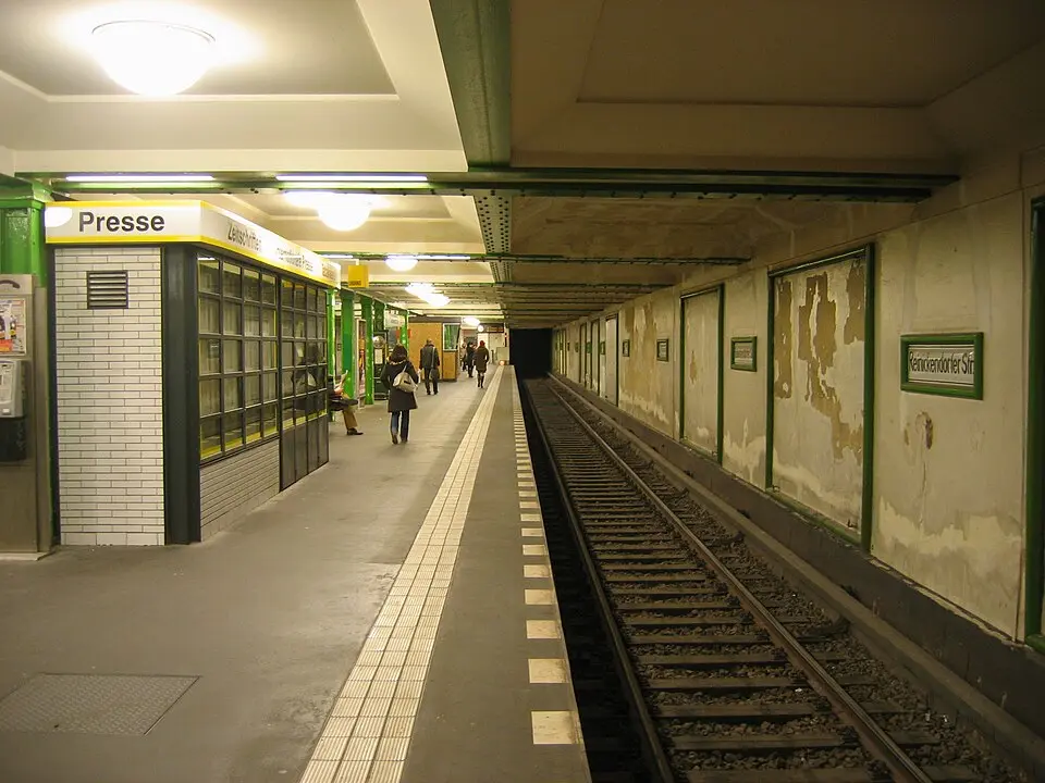 U-Bahnhof Reinickendorfer Strasse