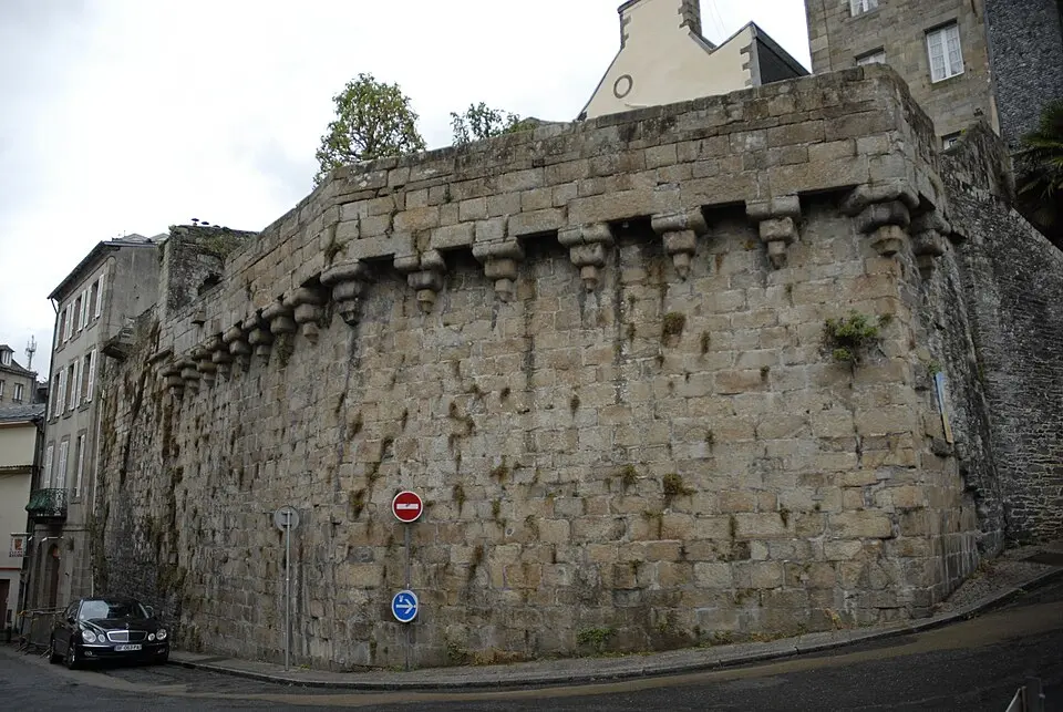 Image: Idward · CC BY-SA 3.0 remparts de Morlaix