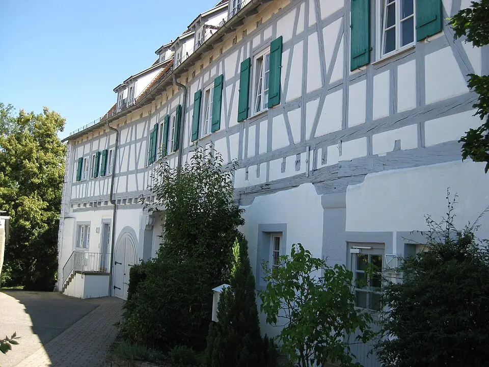 Image: (MTheiler) · CC BY-SA 4.0 Schloss Hochdorf