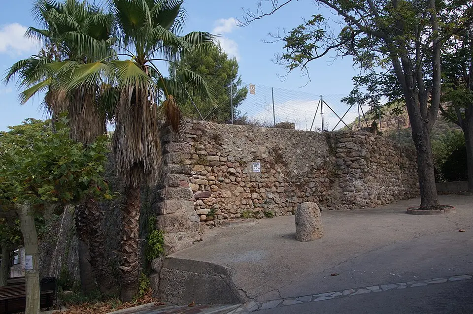 Image: DagafeSQV · CC BY-SA 4.0 Castillo de Toga