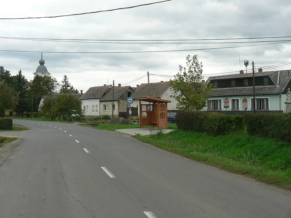 Obrázek: Solymári · CC BY-SA 4.0 Szátok