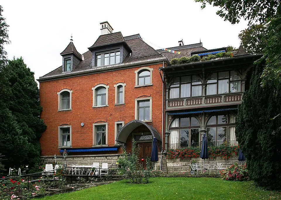 Villenanlage