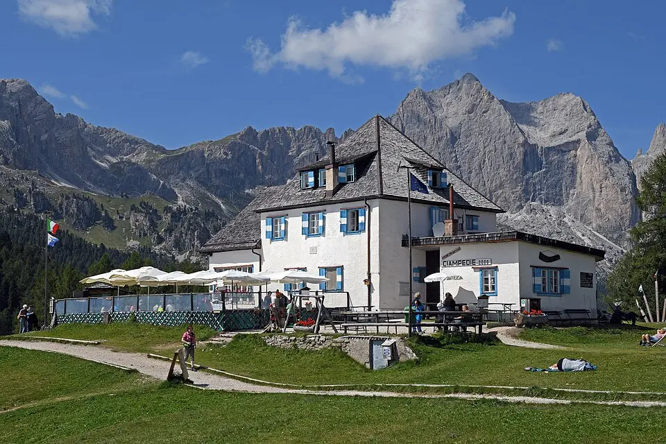 Rifugio Ciampedie