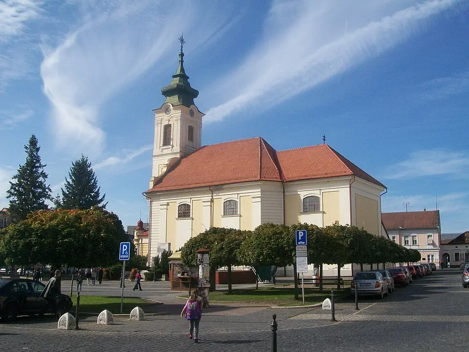 Image: Ladislav Luppa · CC BY-SA 3.0 Kostol sv. Jána Krstiteľa (Rimavská Sobota)
