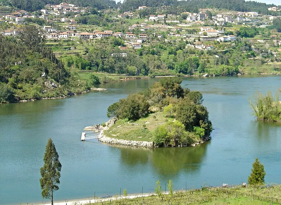 Fornos