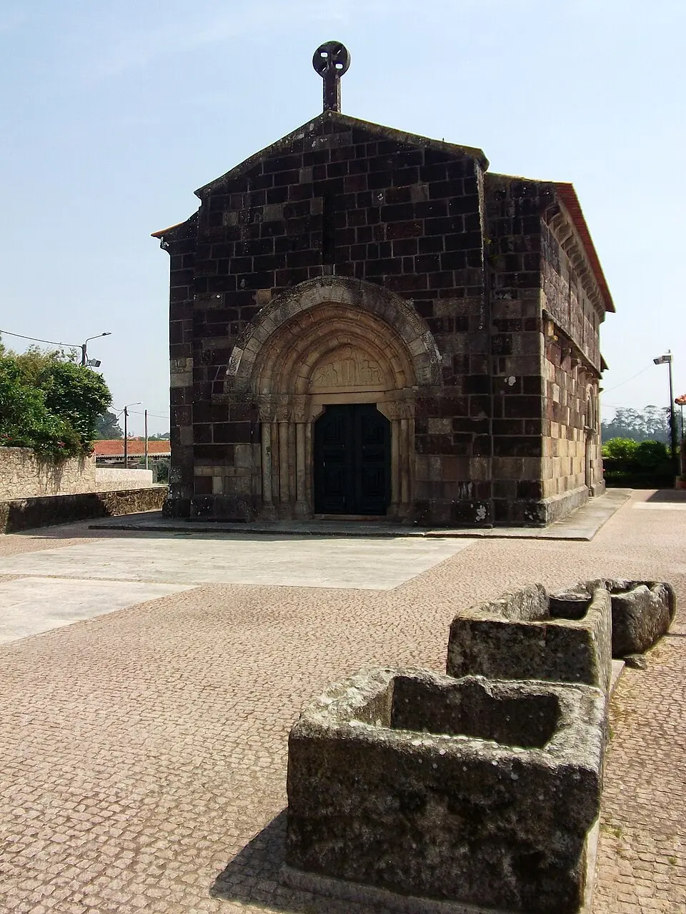 Rio Mau e Arcos