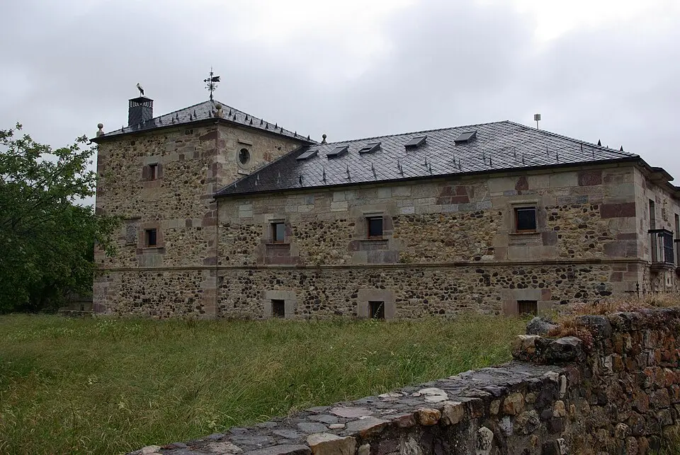 castillo-palacio de Riolago