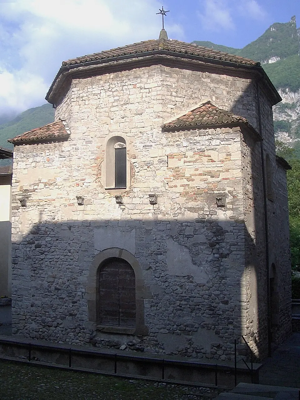 Baptisterium Riva San Vitale