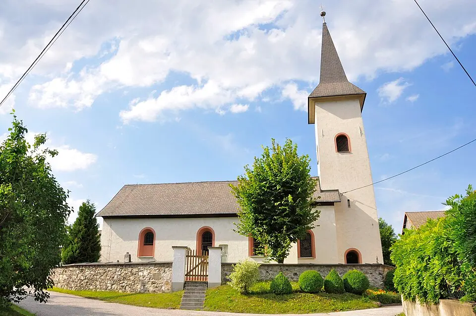 Kath. Filialkirche hl. Oswald und Friedhof