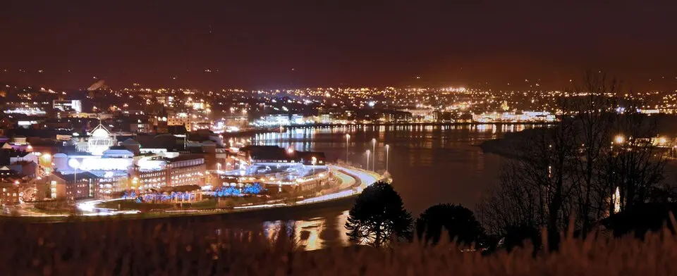 Nahral: Kanchelskis · CC BY-SA 3.0 River Foyle