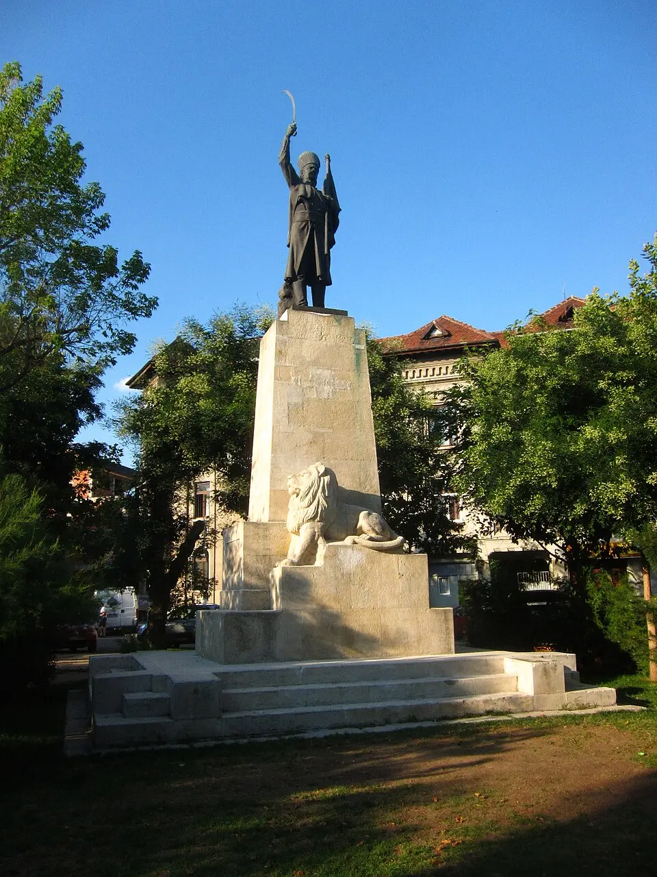 Monument to Tudor Vladimirescu
