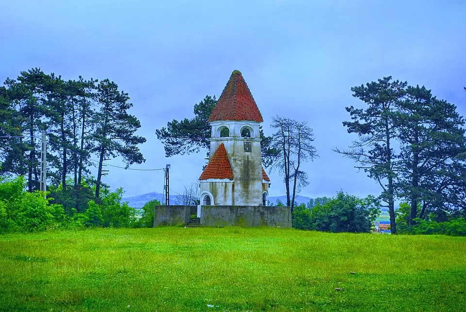Monumentul studenților sași din Feldioara