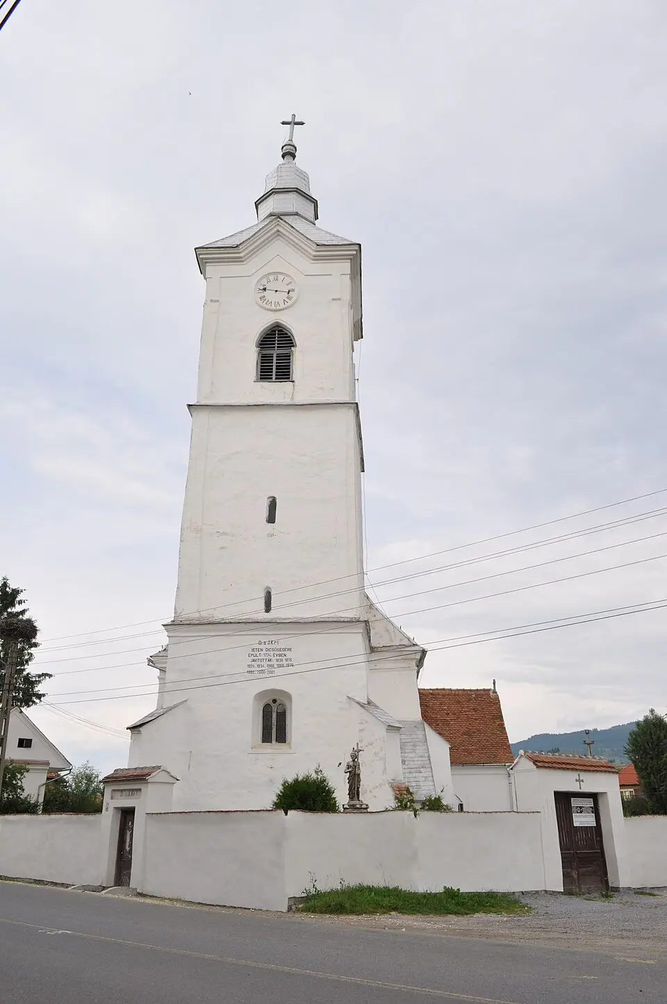 Biserica romano-catolică din Valea Strâmbă