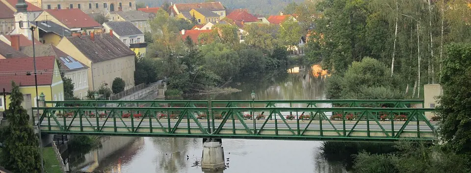 Slika: Kwerdenker · CC BY-SA 3.0 Robert Hamerling-Brücke