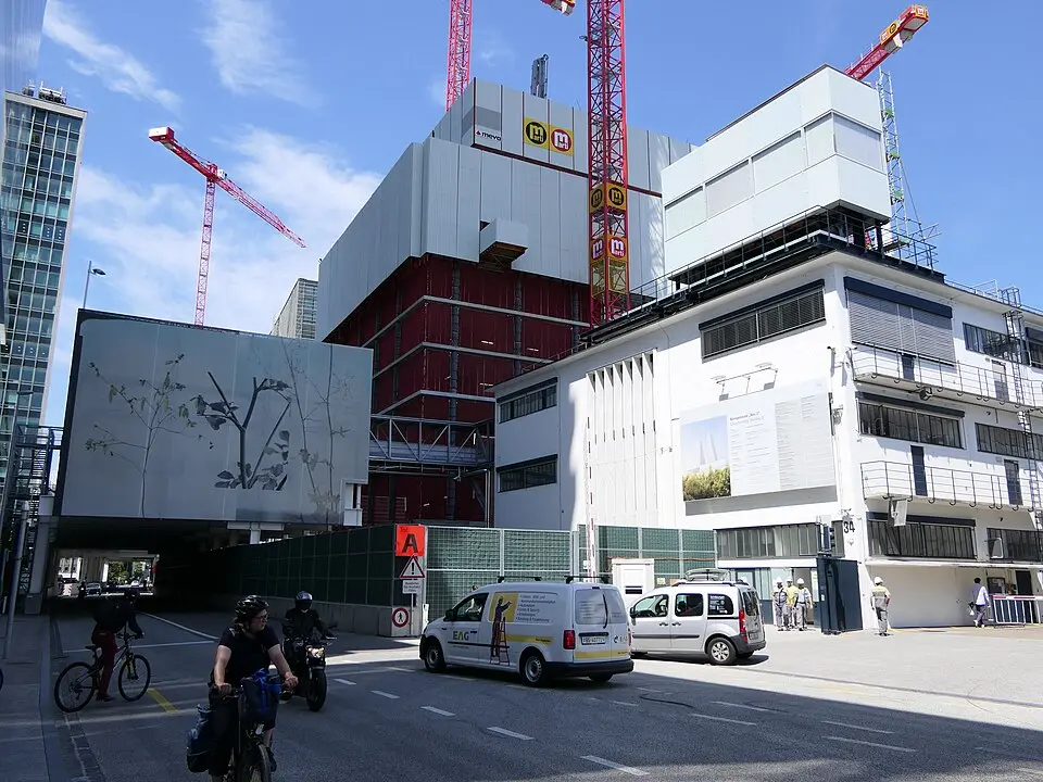 Roche-Turm Bau 2