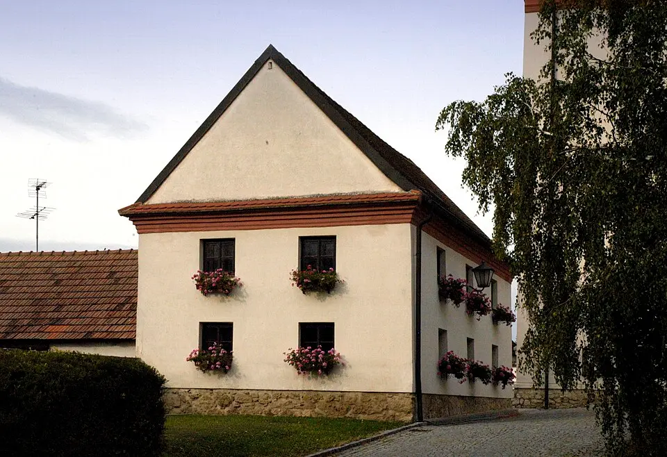 Bild: Manfred Kuzel (talk) · CC BY-SA 3.0 AT Ehem. Schüttkasten, St. Joseph-Kapelle