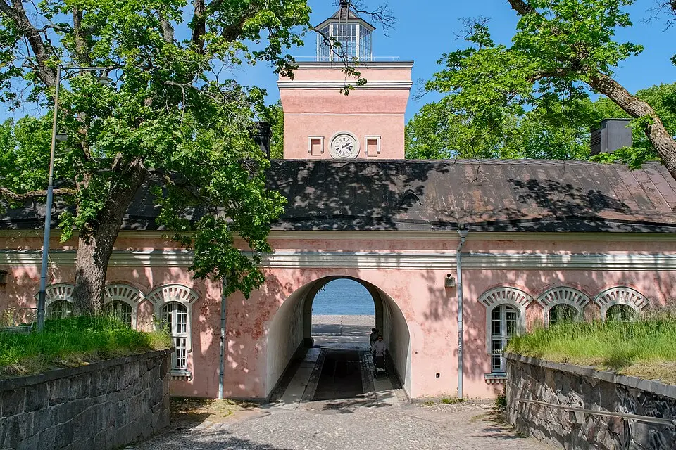 Iso Mustasaari