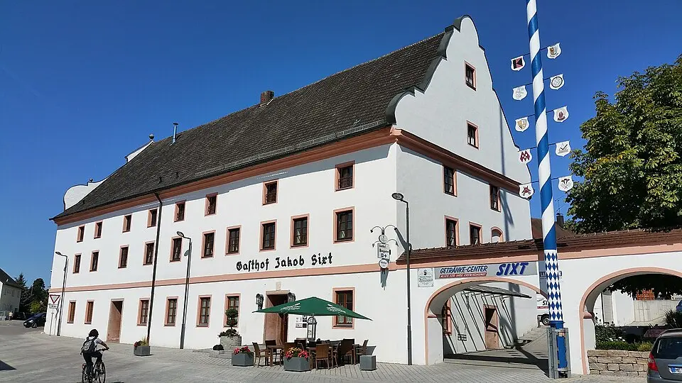 Bild: Ulwald · CC BY-SA 3.0 Ehemaliges Klostergasthaus