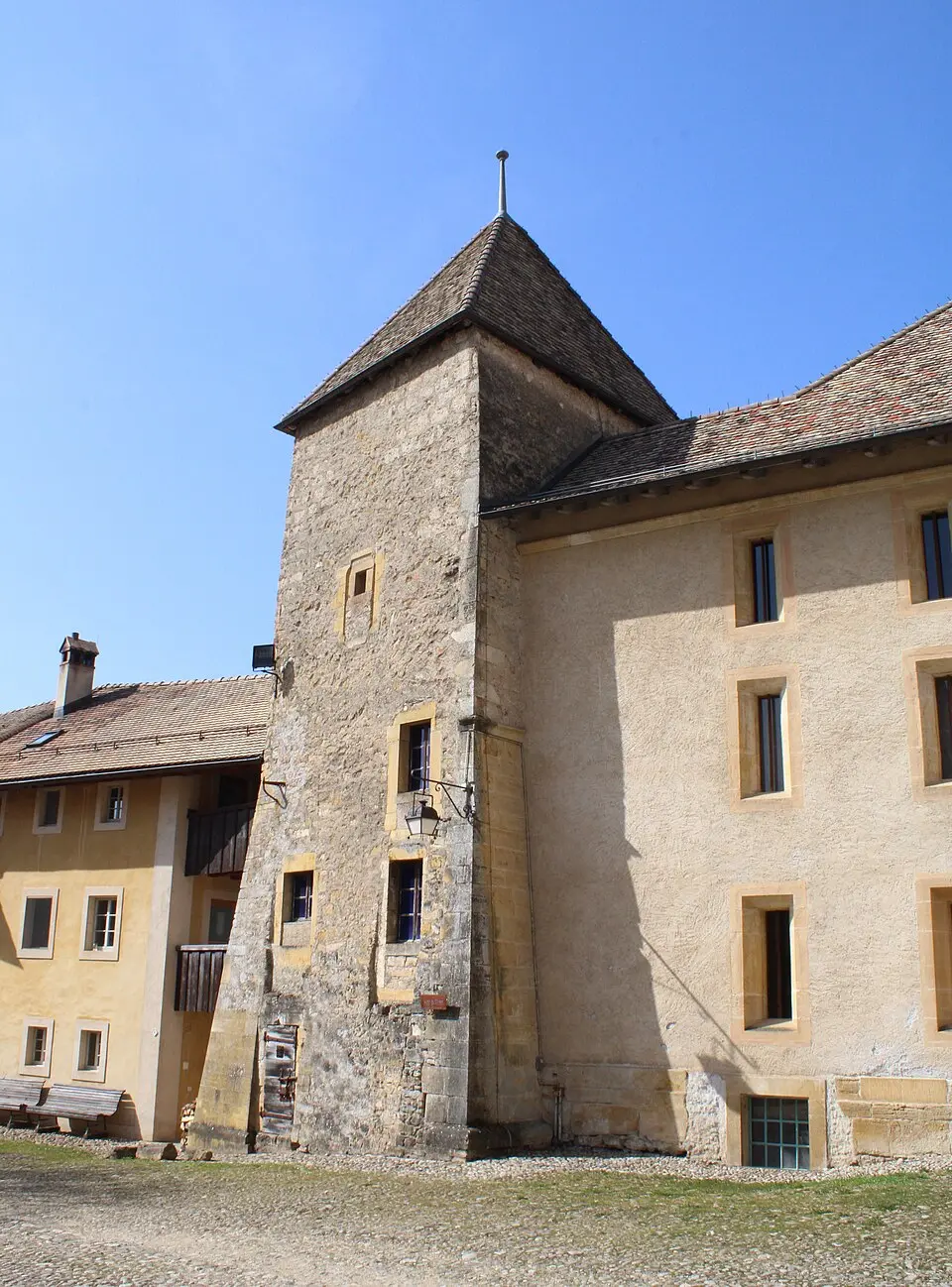 Obrázok: Renhour48 · CC0 Tour Saint-Georges