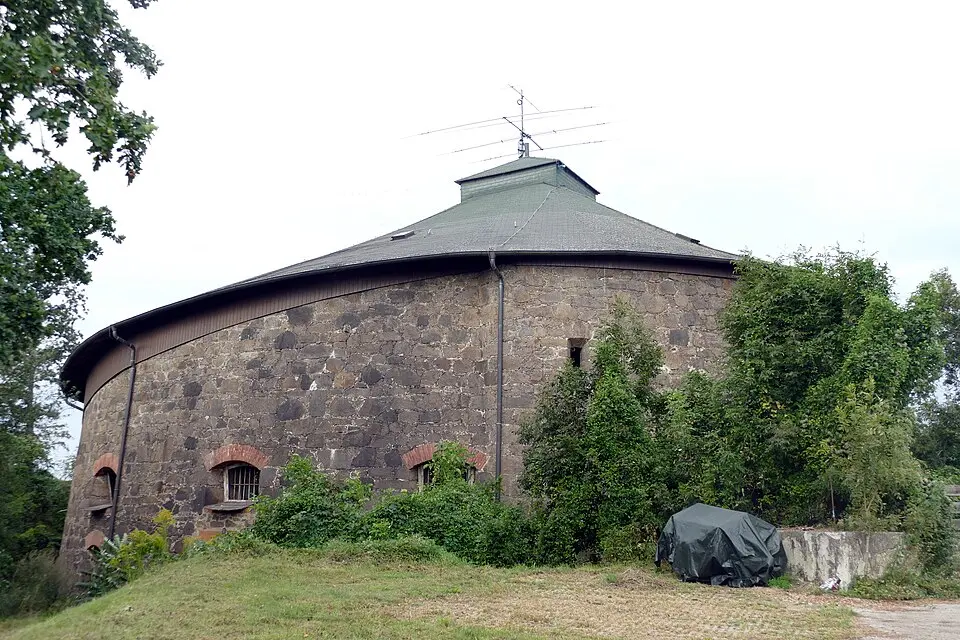 Ehem. Befestigungsturm XIII, Genoveventurm