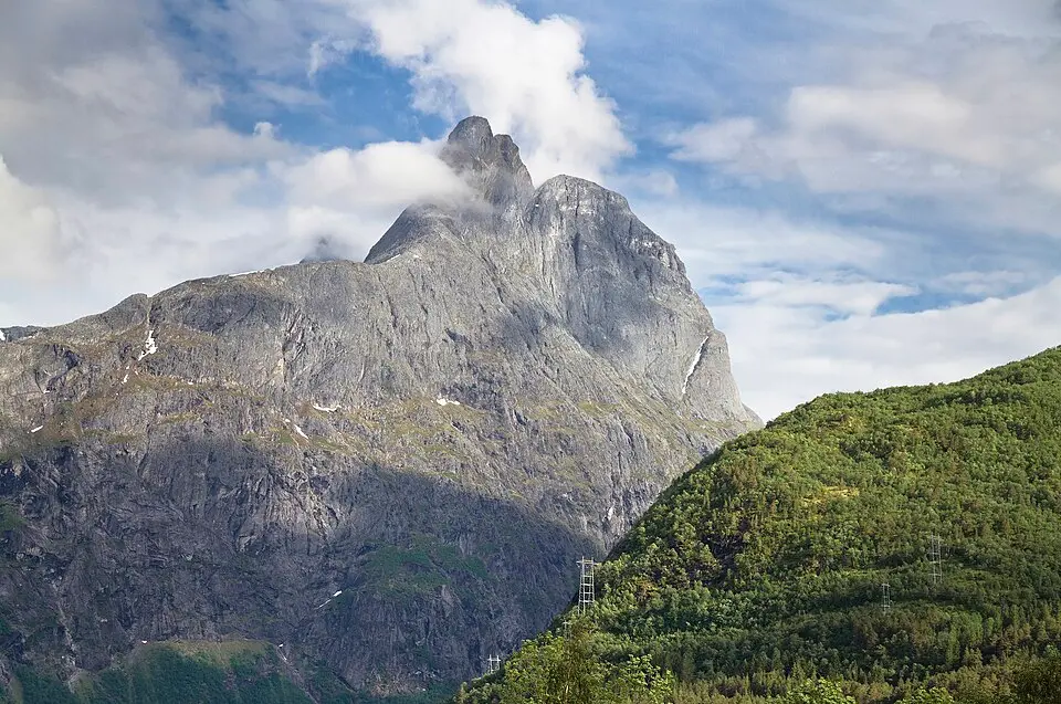 Romsdalshornet