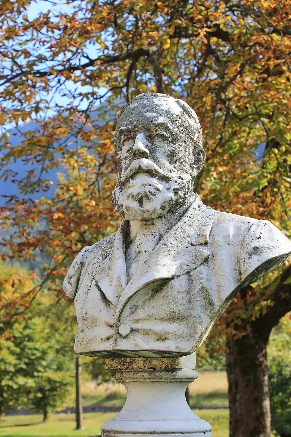 Porträtbüste des Gewerken Romuald Holenia