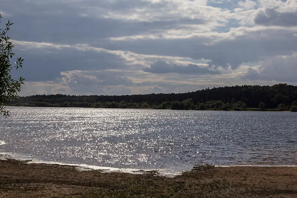 Bild: Derzno · CC BY-SA 3.0 Rothsee