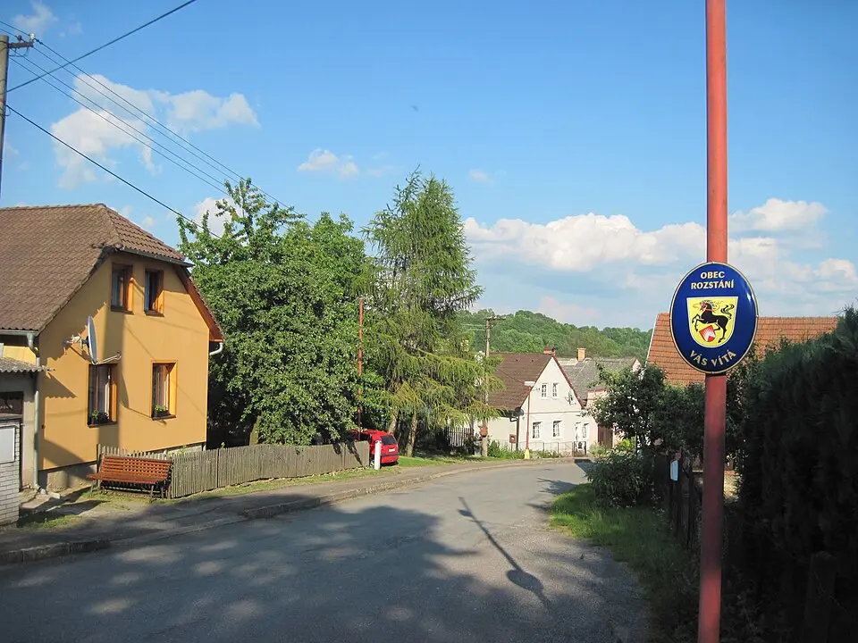 Slika: Kesule · CC BY-SA 3.0 Rozstání