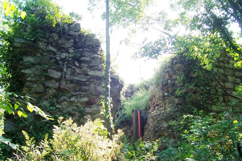 castello di Montecchio