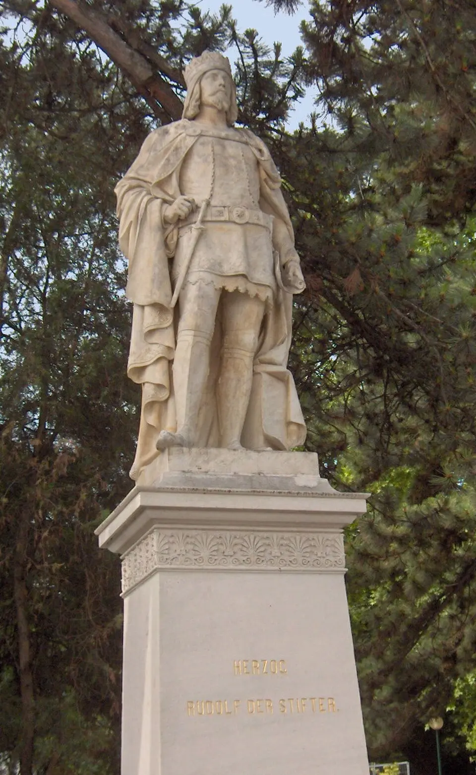 Rudolf-der-Stifter-Denkmal