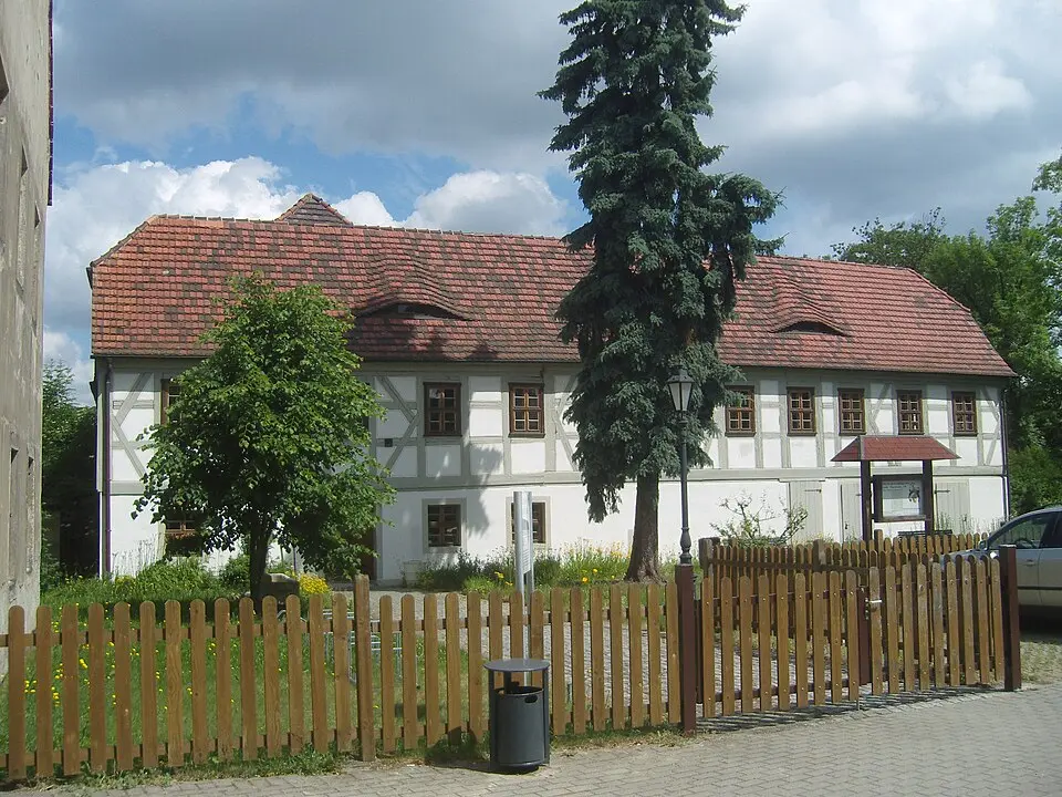 Bild: Z thomas · CC BY 3.0 Heimatmuseum im Gutshof Ruhland