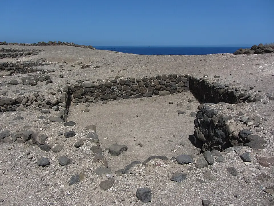 Ruinas del Poblado Prehistórico de Tufia